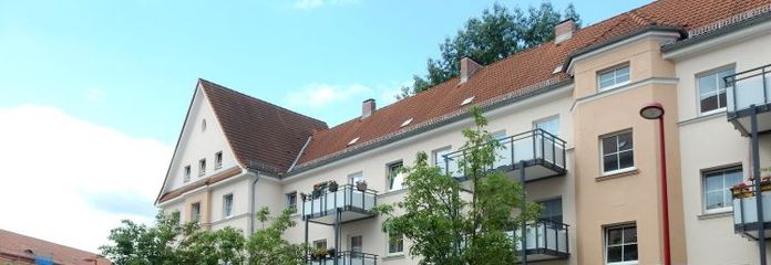 Charmante 3-Raumwohnung mit Balkon, Bad mit Fenster und Mieterkeller