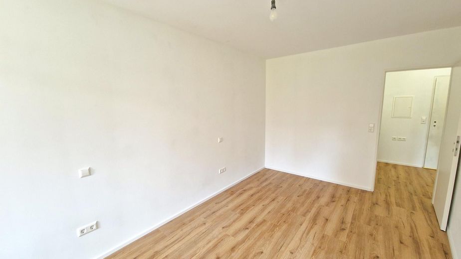 2-Zimmer-Wohnung in Schluchsee, kernsaniert, mit Hallenbad – Schlafzimmer