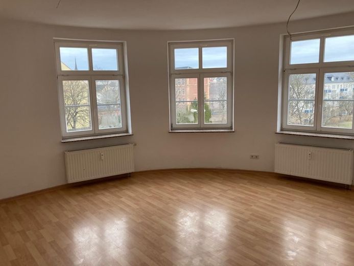 Großzügige 3-Zimmer mit Laminat, Aufzug und Wannenbad in Uninähe! – PHOTO-2022-02-24-11-26-19_5