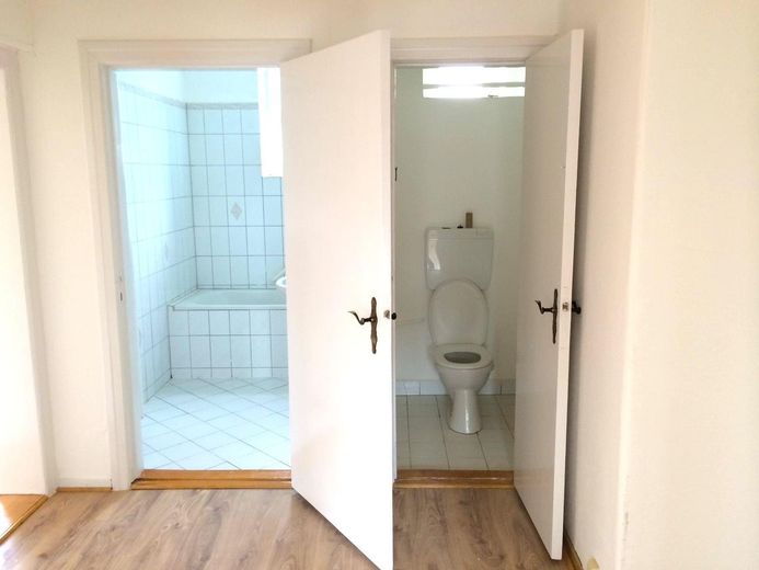 İdeal planlanmış! Flensburg-Mürwik'te ferah 4 odalı daire – Bad und separates WC