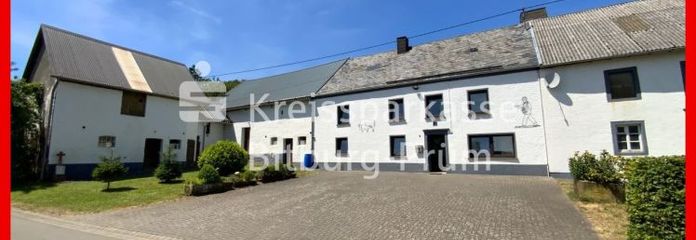 Ehemaliges Bauernhaus in Grenznähe