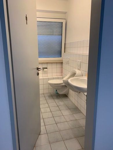 Renovierte Büroflächen,Schulungsräume in Neu-Ulm im  Gewerbegebiet – BG0160__WC