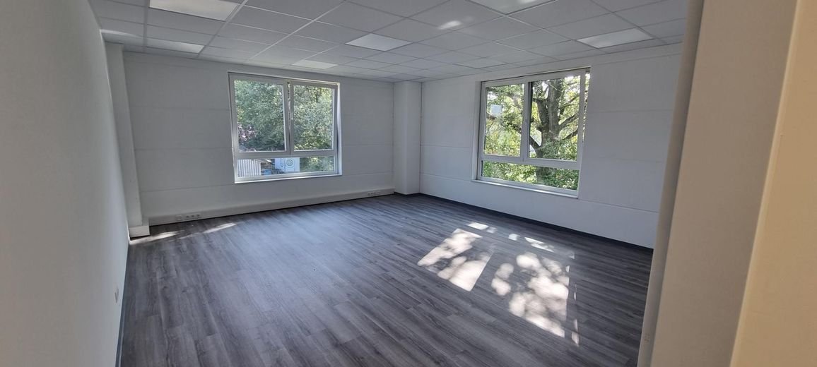 Büro 1