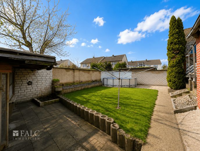Familienidyll in ruhiger Lage von Bonn-Röttgen – Garten