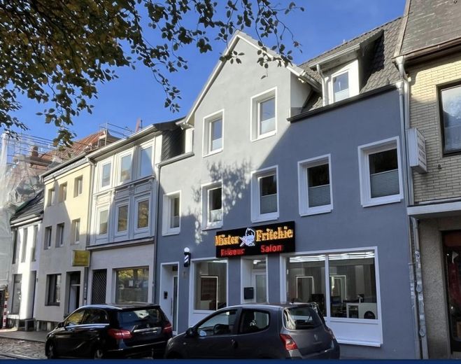 Wohn-u. Geschäftshaus Itzehoe – 2 Wohnungen + Gewerbe – von privat – Foto 2