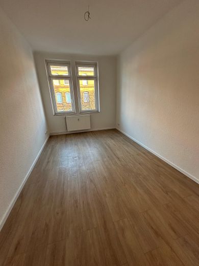 Schöne 3-Zimmer Wohnung in Hannover zu vermieten (7) (ID1663) – Schlafzimmer
