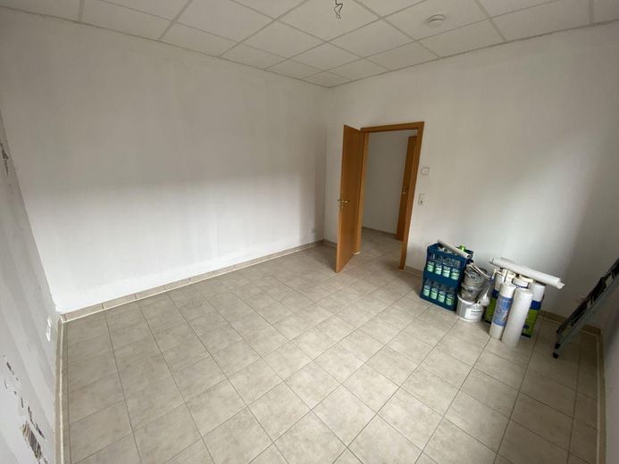 Großzügige, gepflegte 2 -Zimmer Wohnung mit großer Terrasse in Hofheim OT Wildsachsen – Schlafzimmer