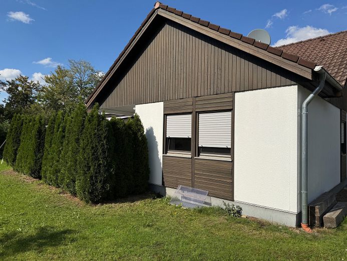 Einfamilienhaus mit großem Grundstück, Ausbaupotenzial & provisionsfrei – Foto 1