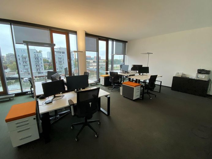 Exklusive Büros zur Miete im Westhafen Frankfurt! – Bürofläche Bild 1