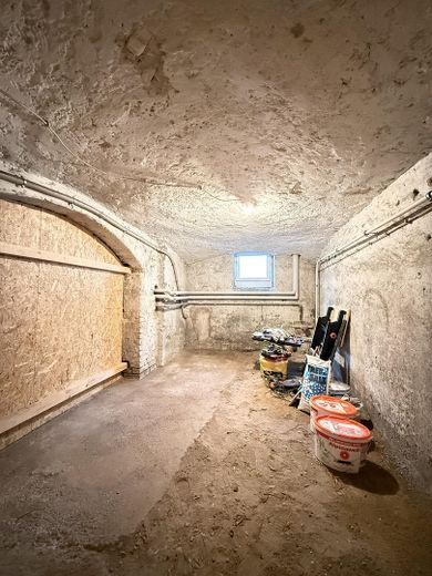 Zentrumnahes Dreifamilienhaus mit großem Garten und Hohentwielblick – alle Wohnungen bezugsfrei – Exemplarischer Kellerraum