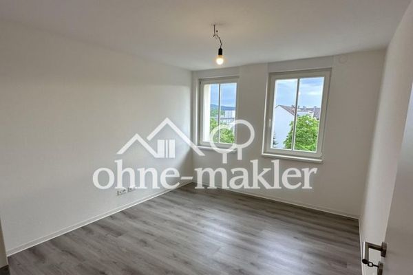 Kernsanierte 8-Zimmer Wohnung - Blick über Pforzheim