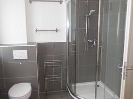 BEISPIEL Badausstattung