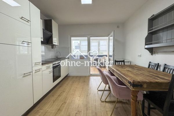 zentrale 3 Zimmer Wohnung mit Wintergarten