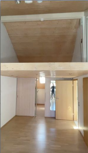 Spacious Modern Semi-Detached House with Potential – OG Schlafraum mit Empore