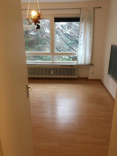 Schöne 3 Zimmerwohnung in Ratingen-Homberg – Schlafzimmer 1