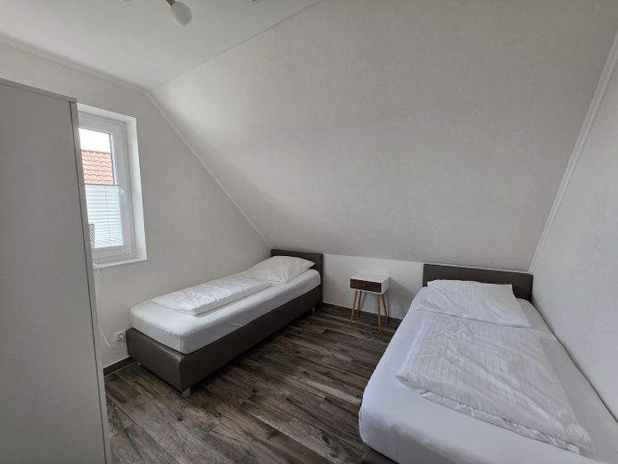 Zwei Wochenend Häuser an der Thülsfelder Talsperre – Schlafzimmer OG 