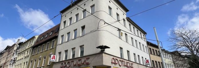 Air-conditioned & furnished practice/office rooms with approx. 184 m² in Gera city center!