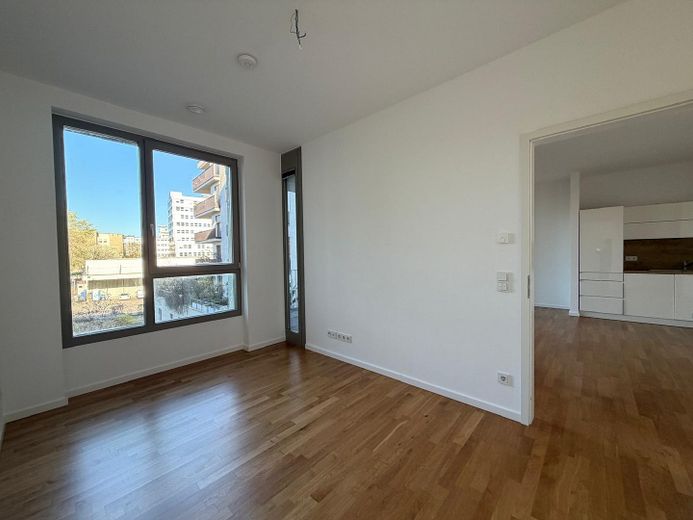 Ein Ort zum leben und Wohlfühlen- Eigentumswohnung in Tiergarten – Schlaf-/ Arbeitszimmer