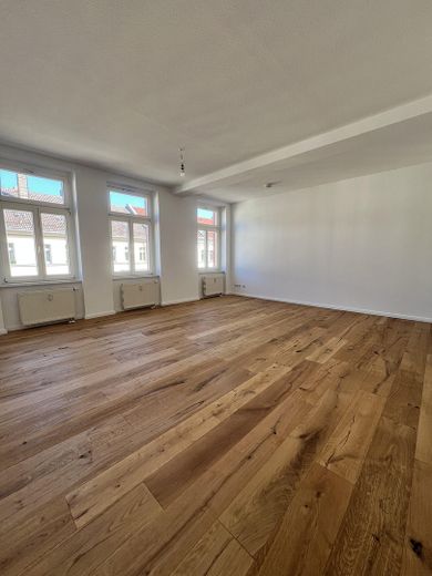 Ihr neues Zuhause wartet - Erstbezug nach Kernsanierung mit Balkon – Lebensbereich