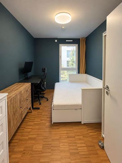 Fully Furnished 3-Room Modern Apartment with Large Balcony and Taunus Views in Oberursel – Foto 9
