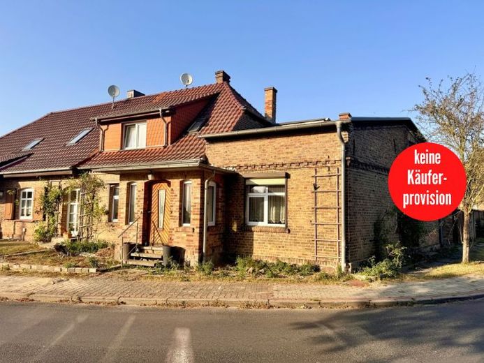HORN IMMOBILIEN ++ Einfamilienhaus mit Einliegerwohnung bei Pasewalk mit großem Grundstück – Foto 1