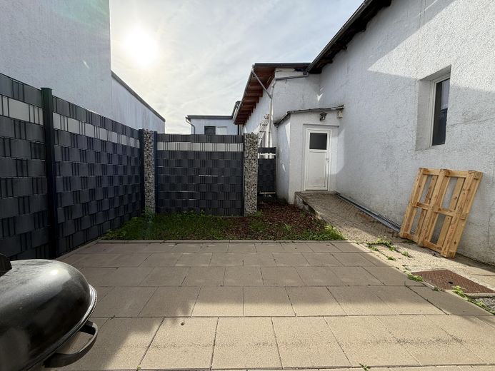 Отремонтированная квартира на первом этаже с террасой – Terrasse