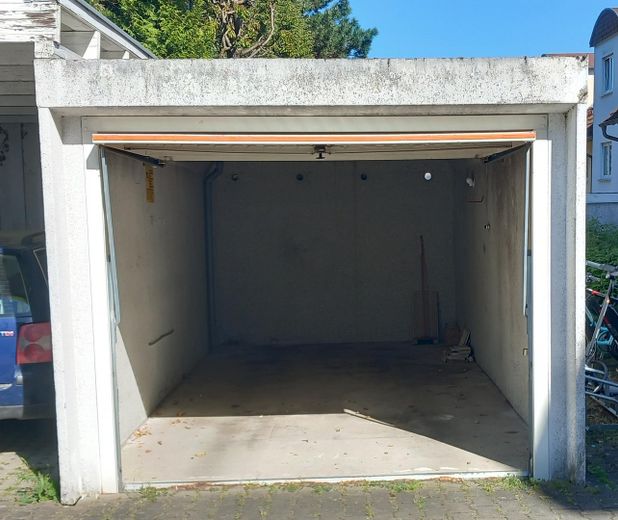 Provisionsfrei! 3-Zimmer Maisonette im 3. OG – Einzelgarage