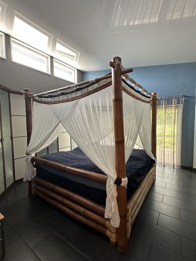 Immobile commerciale 2 capannoni 300 + 450 m² casa unifamiliare 188 m² – Schlafzimmer 1