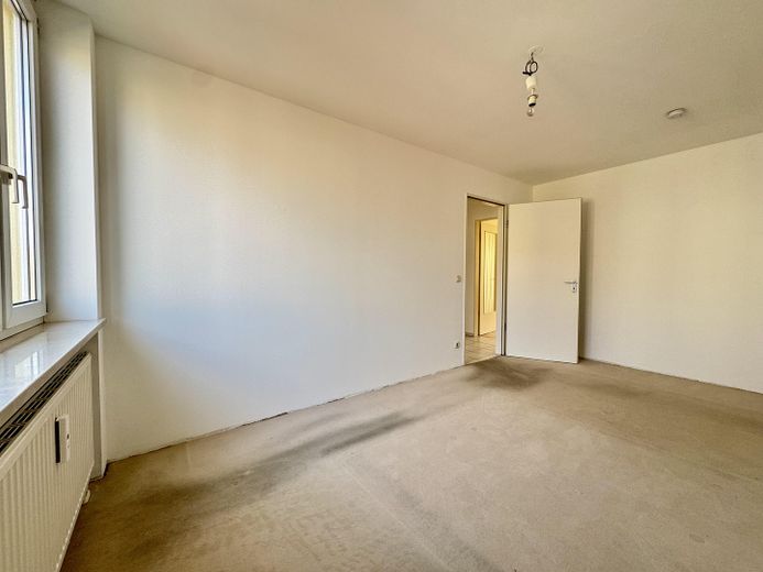 Familiengerecht – gut geschnittene 3-Zimmerwohnung in  München Schwabing-Freimann – Schlafzimmer