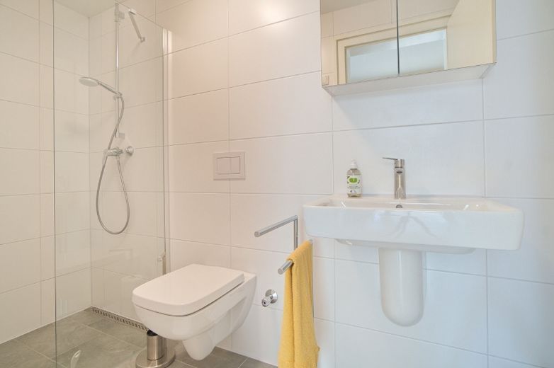 Appartement chaleureux pour votre séjour professionnel, stationnement dans la rue et excellent quartier résidentiel – d190b5099e9e760c9663fb1698652940ee90b7e2.jpg