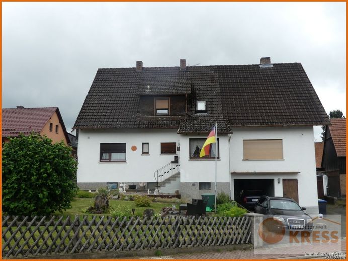 2-Familienwohnhaus mit Balkon, Wintergarten und 2 Garagen in der Ortslage von Sinntal-Oberzell – Bild 3