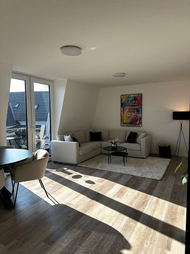 Modern 3-room apartment with 2 bathrooms and underground parking space – Wohn/Esszimmer