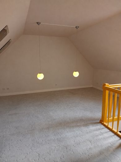 श्टाटफेल्ड ओस्ट में परिवार के लिए मेज़ोनेट: 160 m², 5,5 कमरे, बालकनी और 2 स्नानघर – Galerie