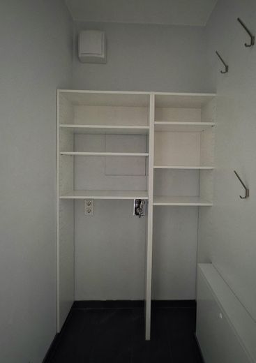 Abstellraum mit Einbauschrank