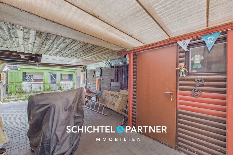 Oslebshausen | Renovierungsbedürftiges Reihenhaus mit Garten- und Hoffläche – S&amp;P | Schuppen
