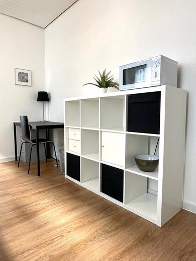 Schöne möblierte 2-Zimmer Altbauwohnung in Neuss Stadtmitte mit Internetzugang – ff13c89ecd60a6792301101d62f1a3548496702e.jpg