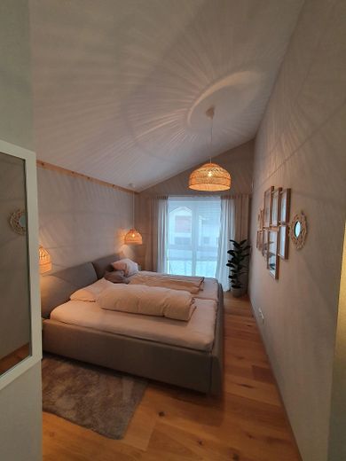 Schlafzimmer OG