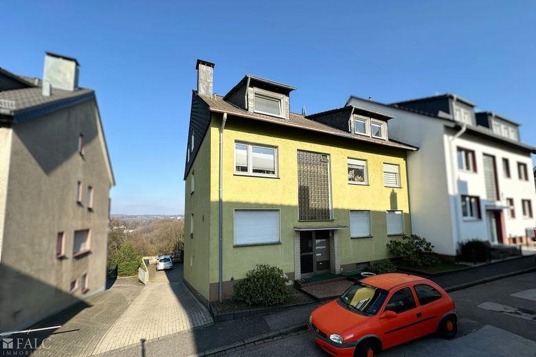 Attraktive, naturnahe Kapitalanlage mit riesigem Grundstück! – Ansicht