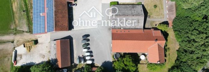Reitanlage mit Wohnhaus und weitläufigen Koppeln
