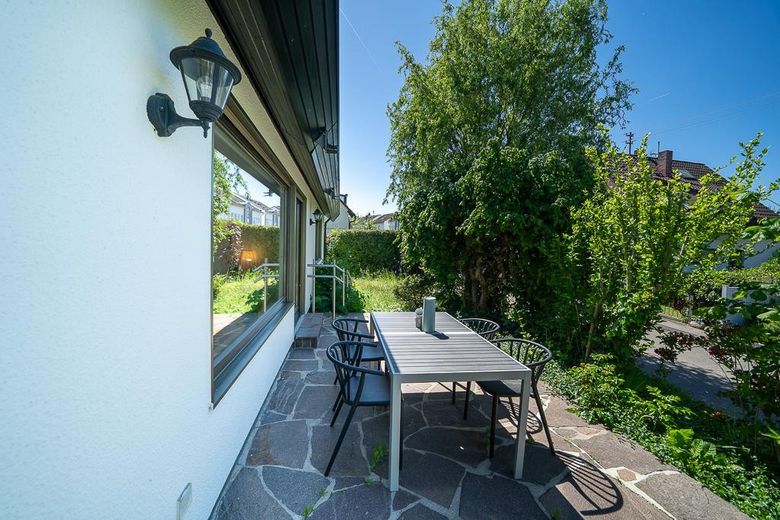Einfamilienhaus saniert und sofort bezugsfertig. – Foto 8