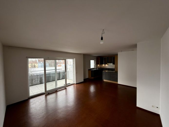 Charmante 2-Zimmer-Wohnung mit Balkon, 2xTG-Stellplätzen und Ausbaupotenzial in Nürnberg-Wöhrd – WZ2