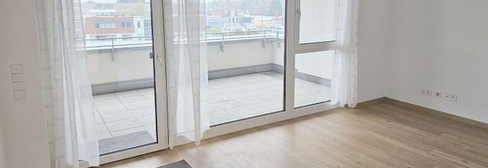 2 odalı - Tamm'de engelsiz erişimli, ankastre mutfaklı ve çok büyük balkonlu yaşlılar dairesi