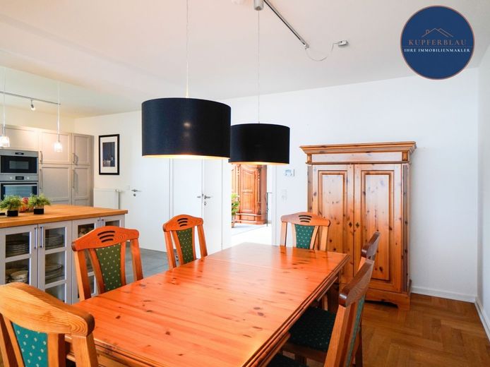 Sanierter Bungalow mit traumhaftem Garten in ruhiger Lage in Rheinbach-Stadt – Esszimmer Küche