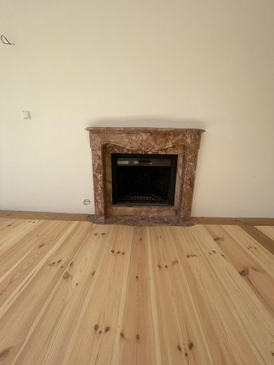 Vivere da fiaba nel castello sull'acqua – Kamin