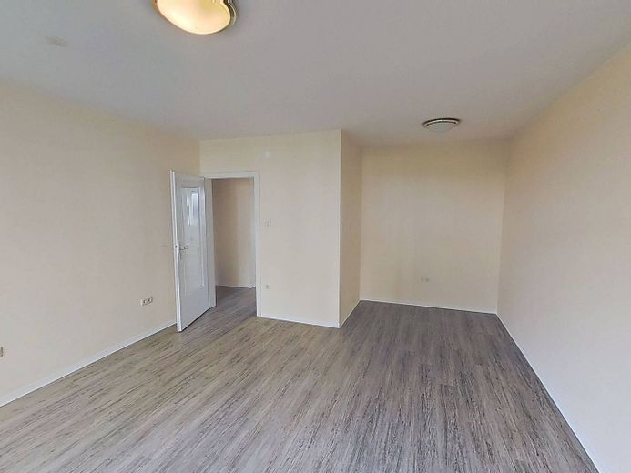 Große 3-Zi.-Whg. mit BALKON in Paderborn-Sennelager – Ansicht II: Wohn- und Esszimm…