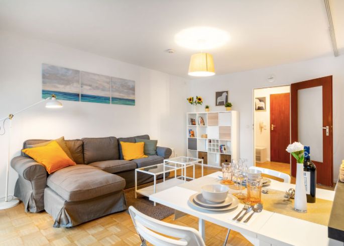 Möblierte 1-Zimmer Wohnung, modern, ruhig, gut angebunden HH-Fuhlsbüttel – Photo 2