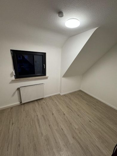 Zimmer 5 gem. Grundriss