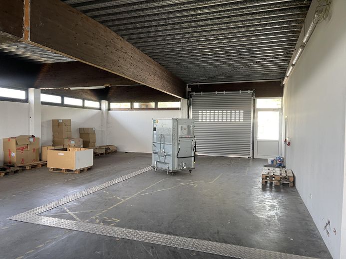 Superfici di magazzino e ufficio riscaldabili in affitto a Eggenfelden -734qm – Photo 30