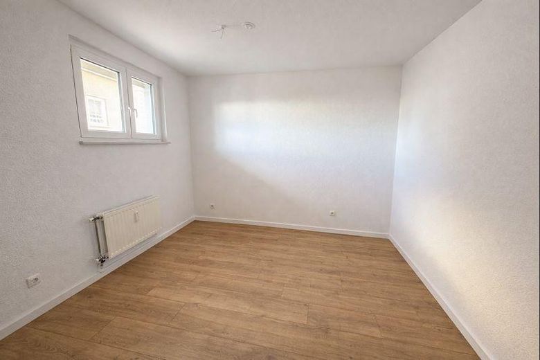 Langerfeld की छतों के ऊपर 4-कमरों वाला अपार्टमेंट (106m²) और बालकनी – फोटो 4