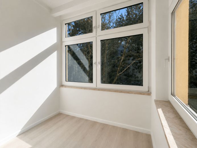sanierte 2 Raumwohnung mit neuer Einbauküche in Möckern! – Foto 1